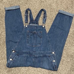 Gap overalls